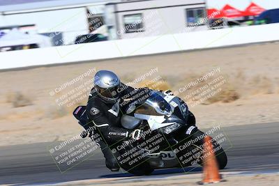 media/Jan-08-2022-SoCal Trackdays (Sat) [[1ec2777125]]/Turn 15 Inside (950am)/